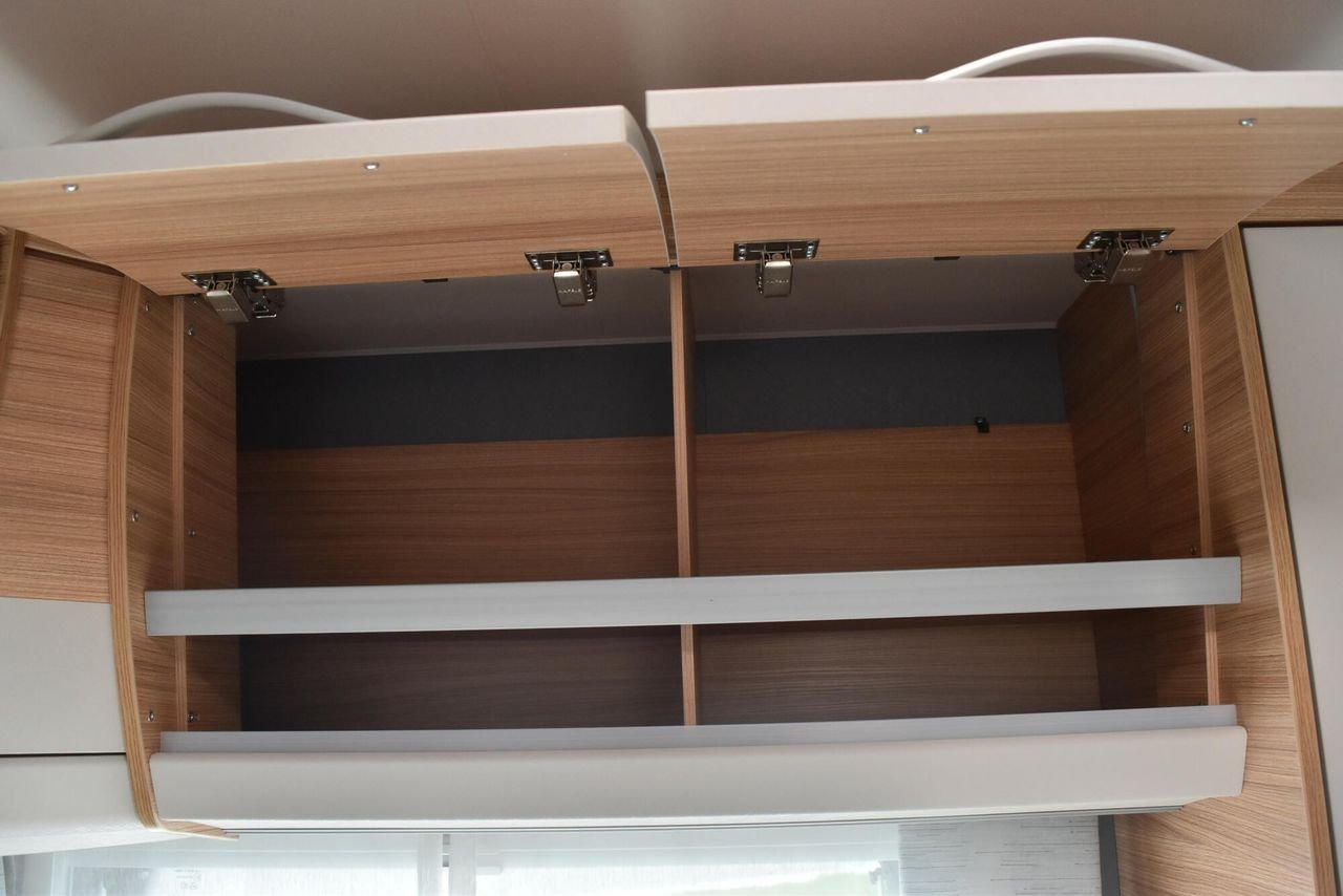 Caravane Dethleffs Camper 460 EL – Image 15