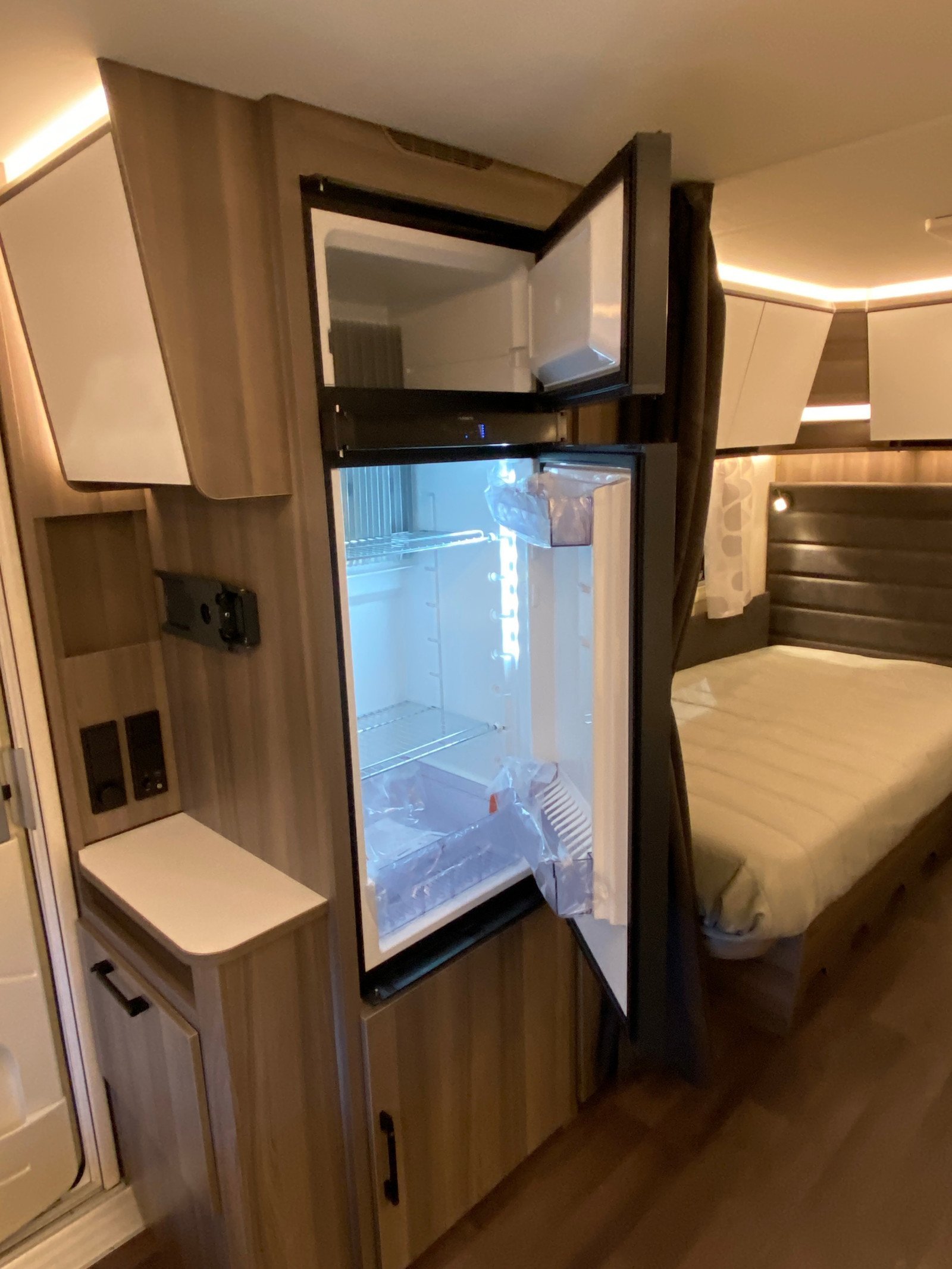 CARAVANE KABE ESTATE 600 TDL KS – Image 11