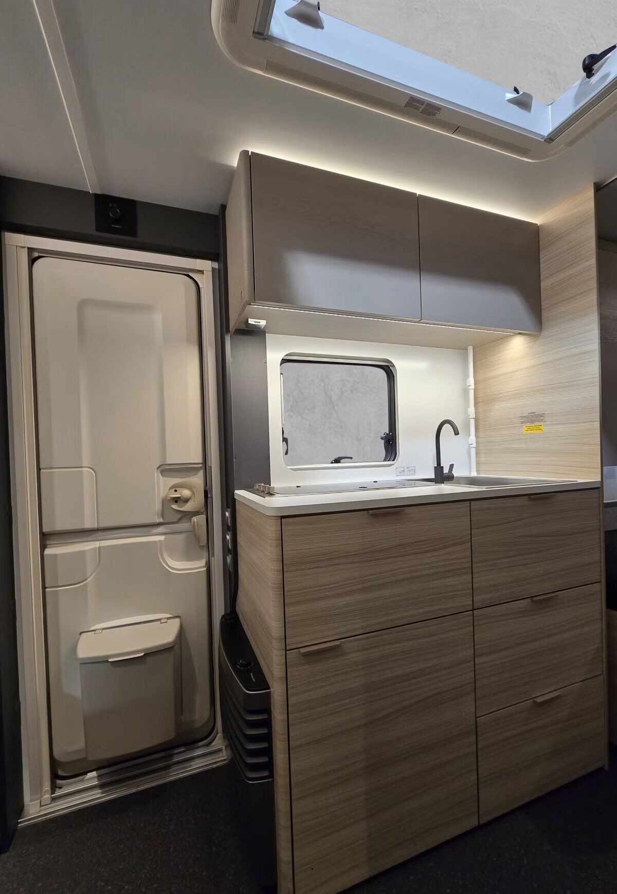 Caravane Adria Altea 502 UL 60Y – Image 5